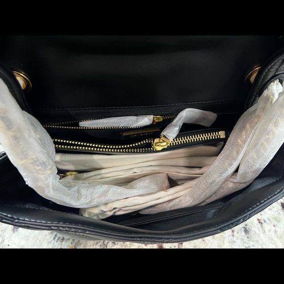 Tory Burch Fleming Convertible Shoulder Bag (Black) NOT FOR SALE - Picture 6 of 13